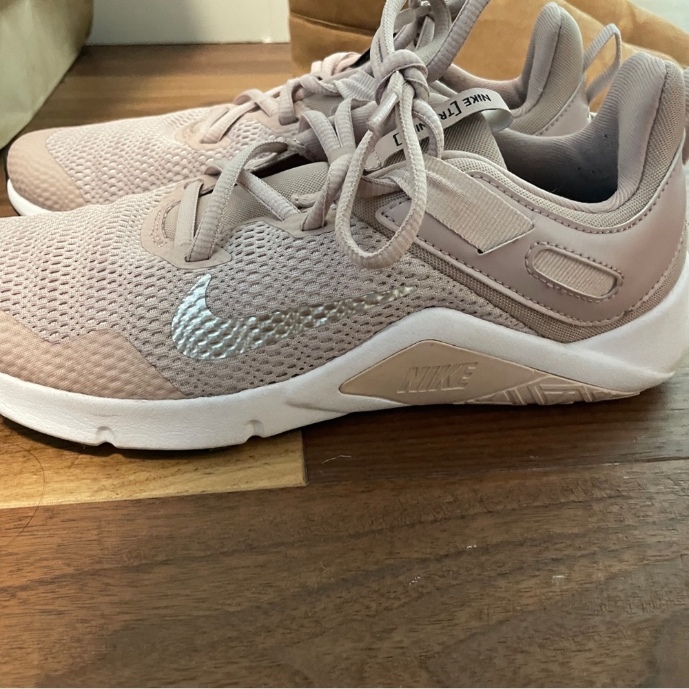 NIKE runners